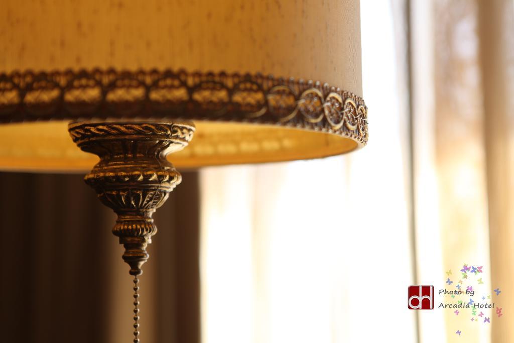 Arcadia Hotel Gering Buitenkant foto