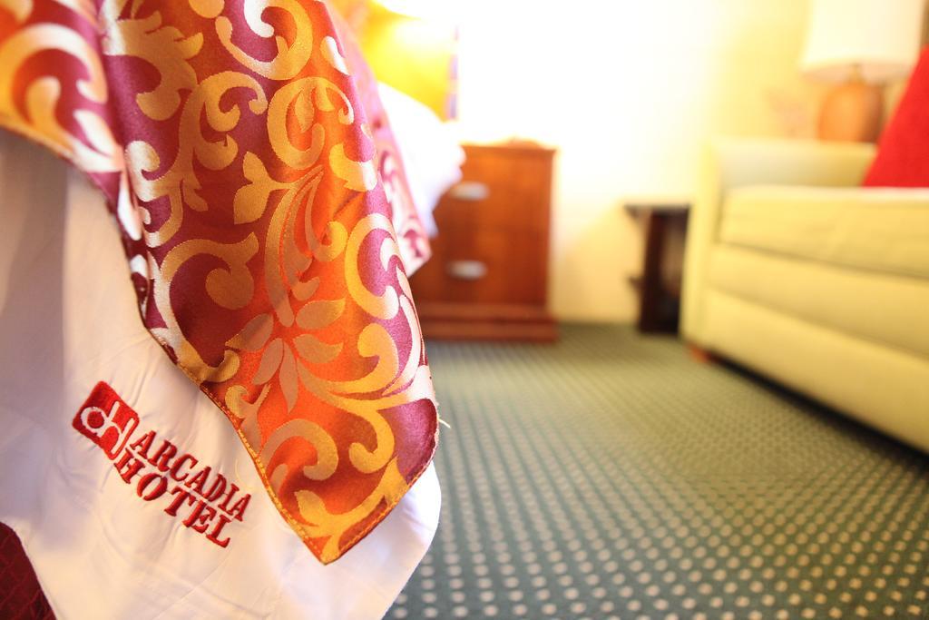 Arcadia Hotel Gering Buitenkant foto